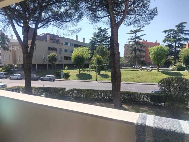 Appartamento in vendita a Roma RM