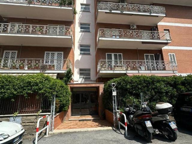 Appartamento in vendita a Roma RM