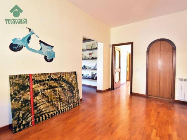 Appartamento in vendita a Roma RM