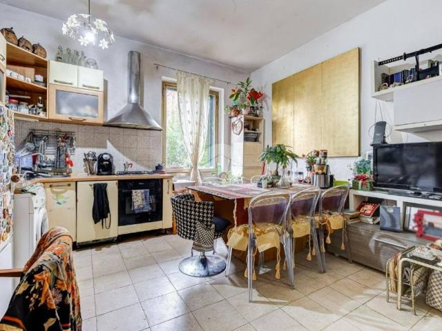 Appartamento in vendita a Roma RM