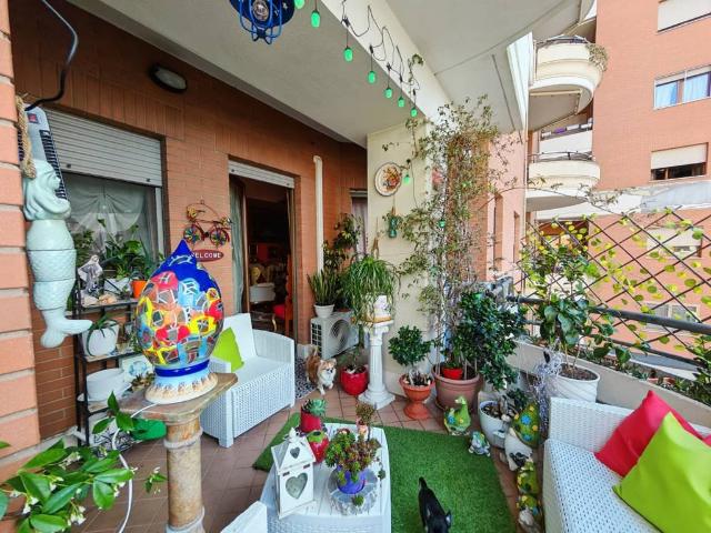 Appartamento in vendita a Roma RM