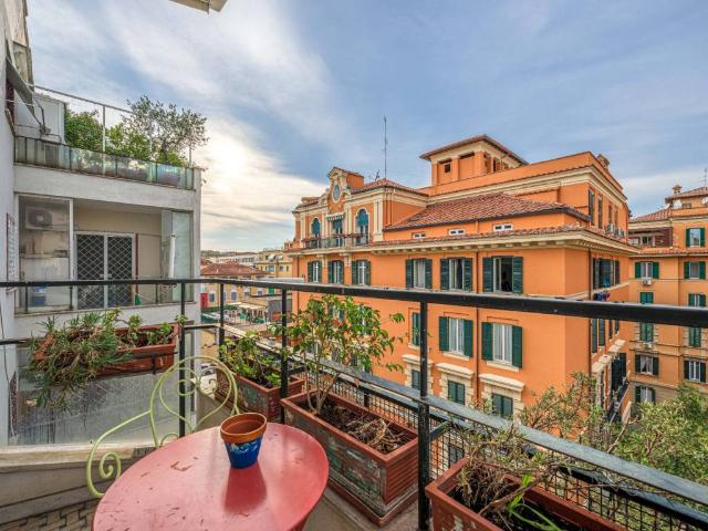 Appartamento in vendita a Roma RM