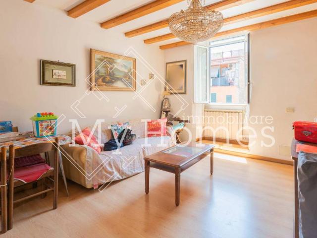 Appartamento in vendita a Roma RM