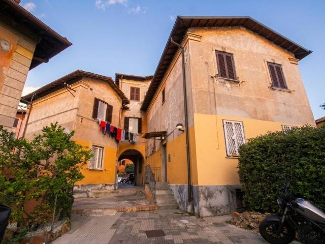 Appartamento in vendita a Roma RM