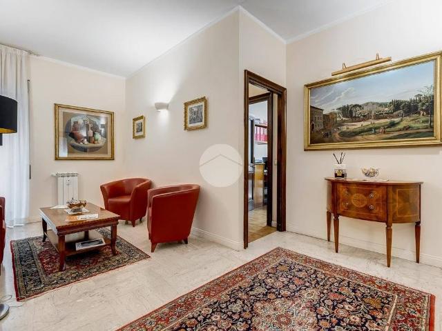Appartamento in vendita a Roma RM