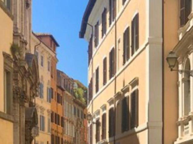 Appartamento in vendita a Roma RM