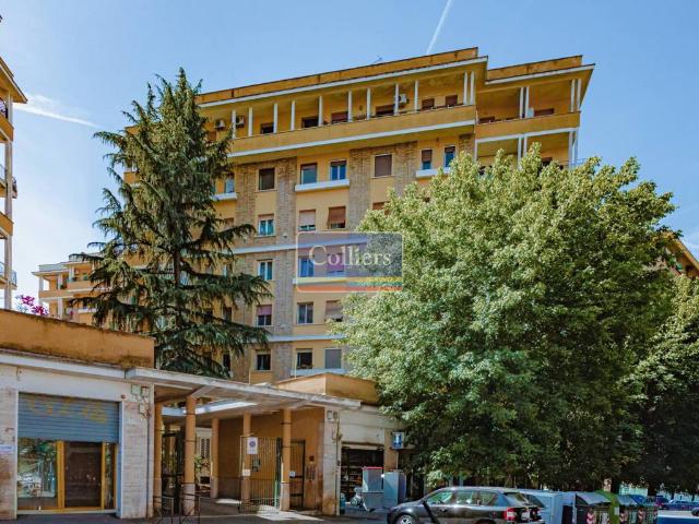 Appartamento in vendita a Roma RM