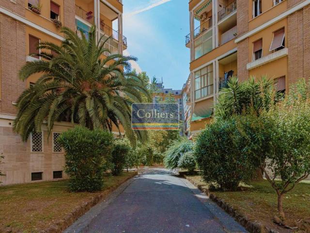 Appartamento in vendita a Roma RM