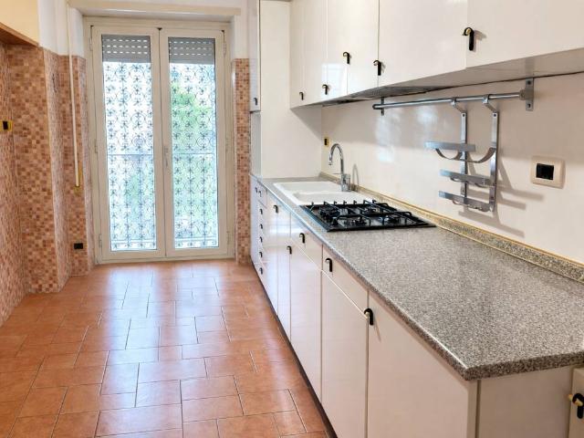 Appartamento in vendita a Roma RM