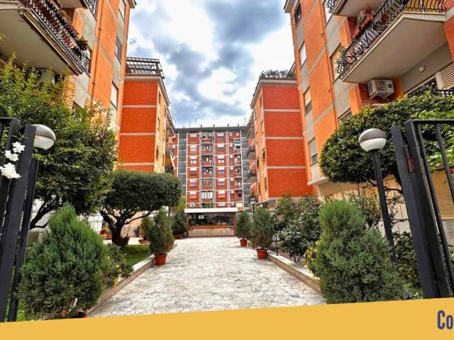 Appartamento in vendita a Roma RM