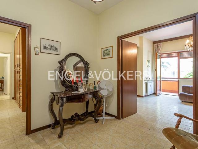 Appartamento in vendita a Roma RM