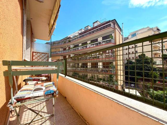 Appartamento in vendita a Roma RM