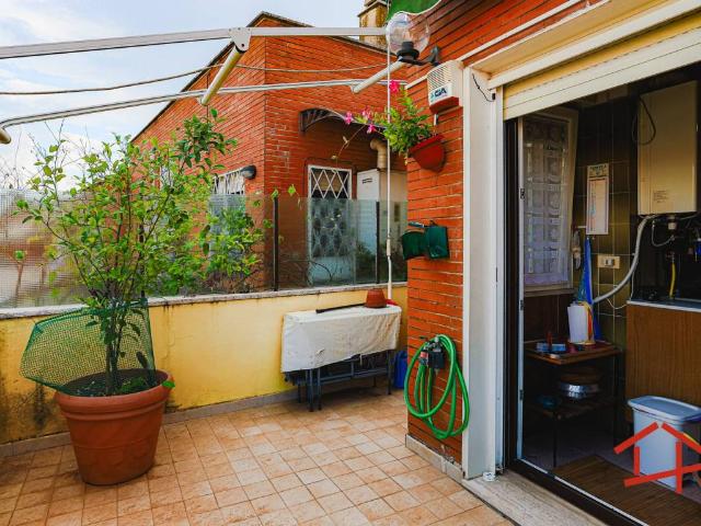 Appartamento in vendita a Roma RM