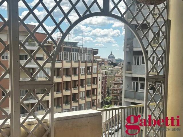 Appartamento in vendita a Roma RM
