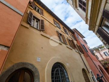 Appartamento in vendita a Roma RM