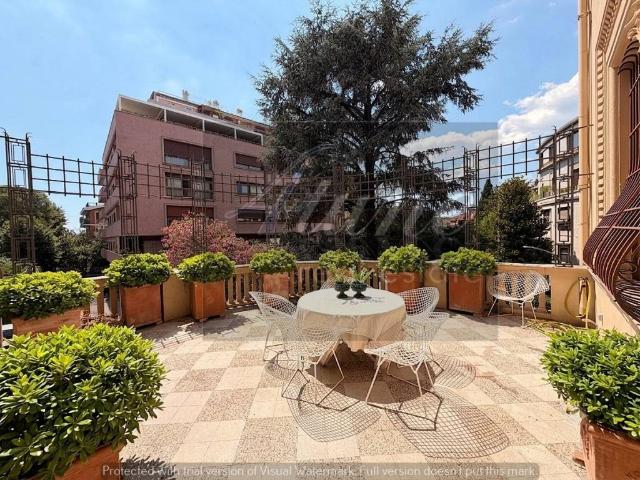 Appartamento in vendita a Roma RM