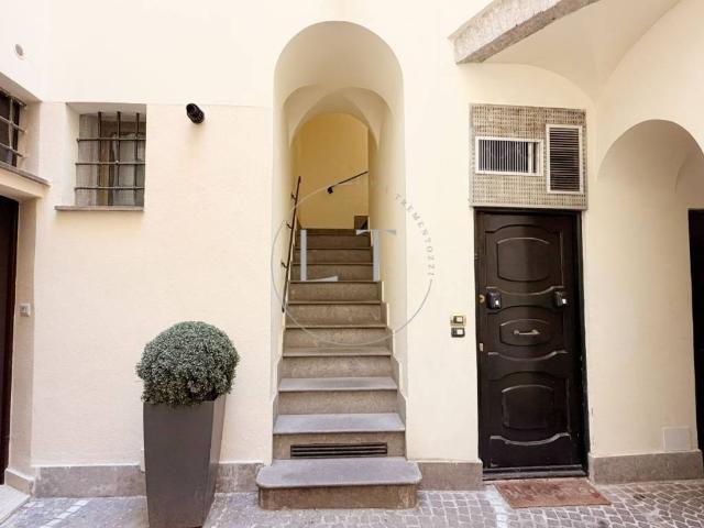 Appartamento in vendita a Roma RM