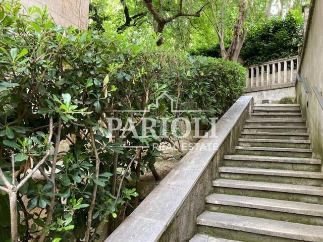 Appartamento in vendita a Roma RM