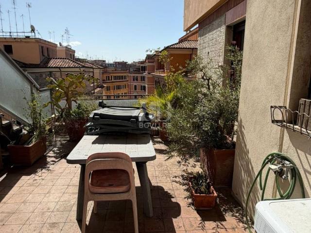 Appartamento in vendita a Roma RM