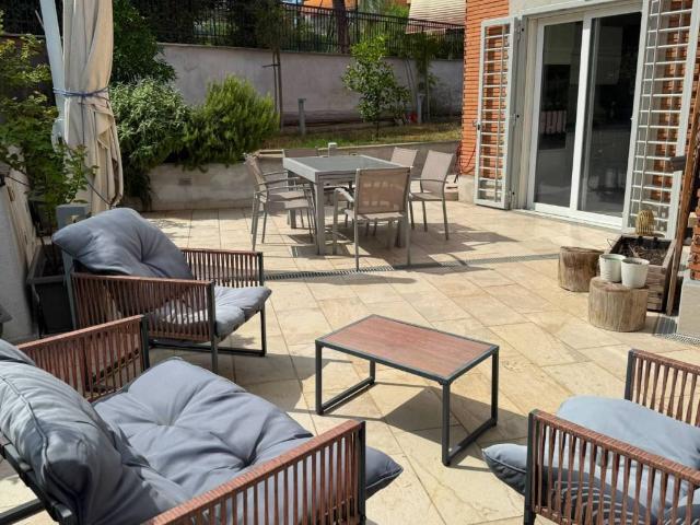 Appartamento in vendita a Roma RM