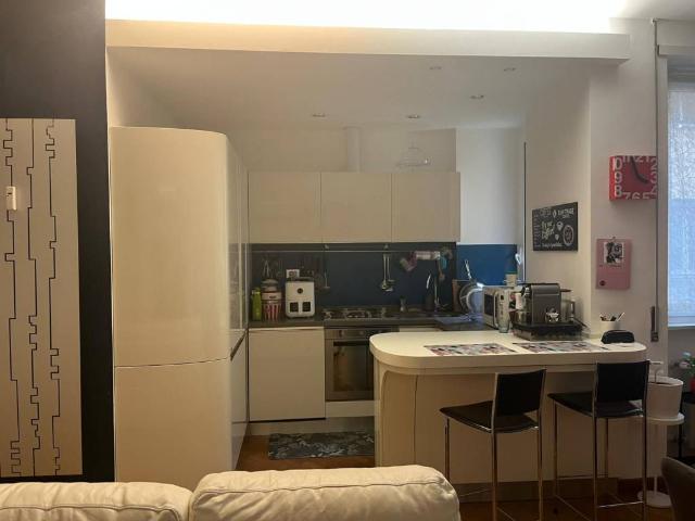 Appartamento in vendita a Roma RM