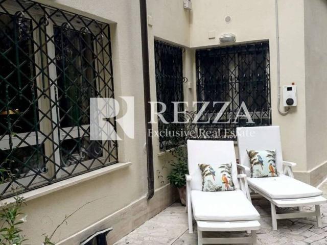 Appartamento in vendita a Roma RM