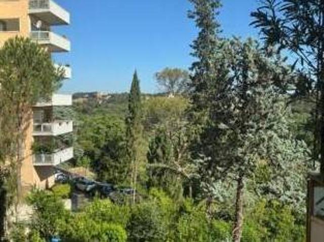 Appartamento in vendita a Roma RM