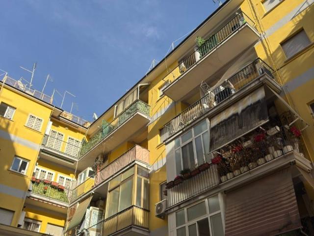 Appartamento in vendita a Roma RM