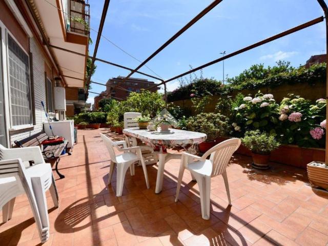 Appartamento in vendita a Roma RM