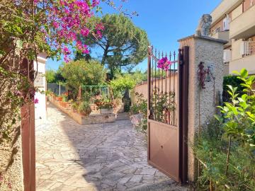 Villa in vendita a Roma RM