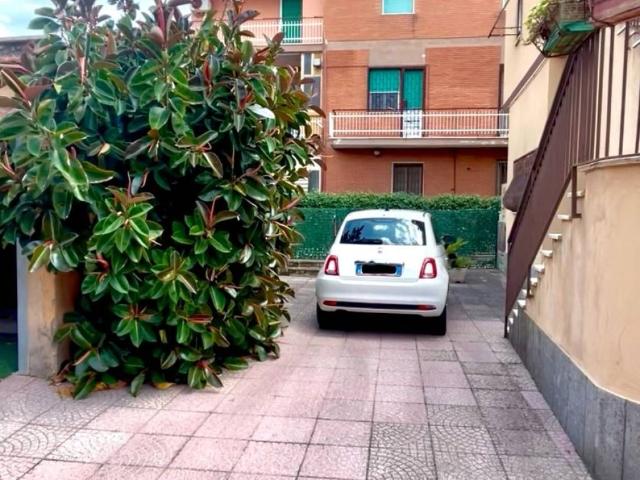 Appartamento in vendita a Roma RM