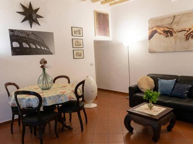 Appartamento in vendita a Roma RM