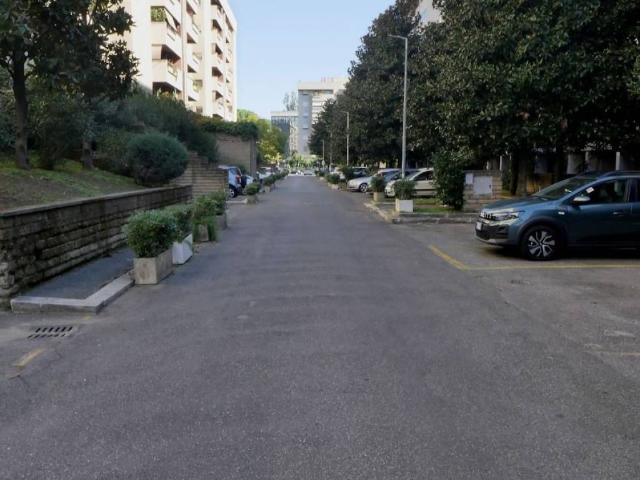 Appartamento in vendita a Roma RM