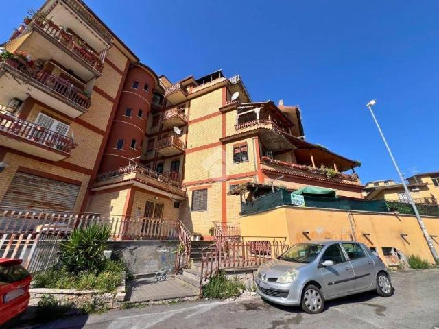 Appartamento in vendita a Roma RM