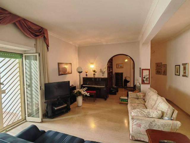 Appartamento in vendita a Roma RM