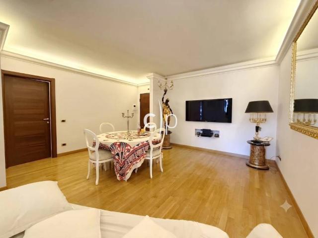 Appartamento in vendita a Roma RM