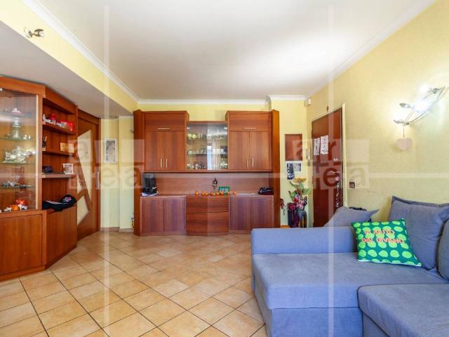 Appartamento in vendita a Roma RM