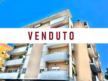 Appartamento in vendita a Roma RM