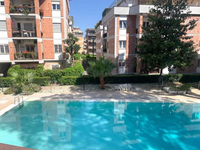 Appartamento in vendita a Roma RM