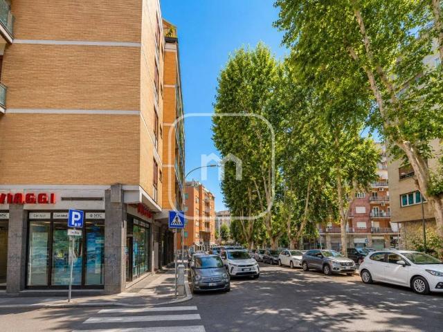 Appartamento in vendita a Roma RM