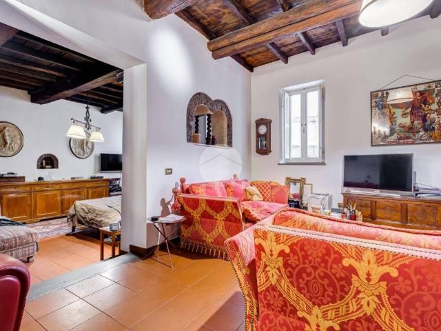 Appartamento in vendita a Roma RM