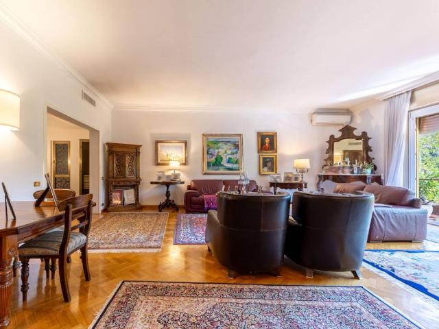 Appartamento in vendita a Roma RM
