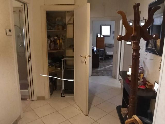 Appartamento in vendita a Roma RM