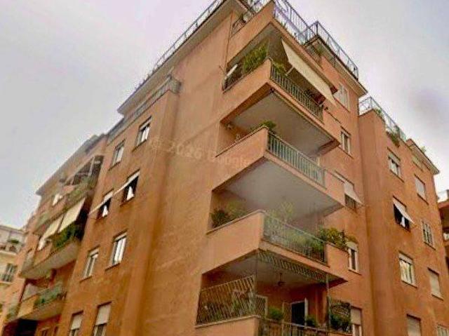 Appartamento in vendita a Roma RM