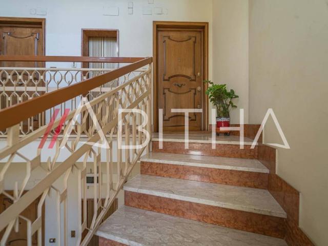 Appartamento in vendita a Roma RM