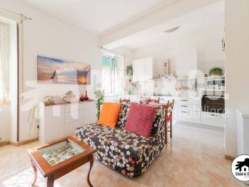 Appartamento in vendita a Roma RM