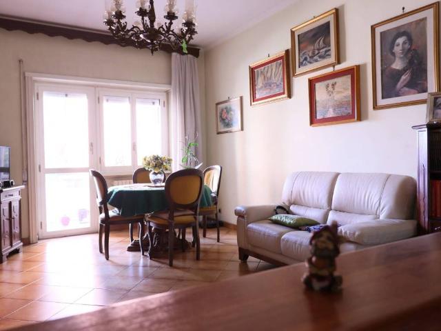 Appartamento in vendita a Roma RM