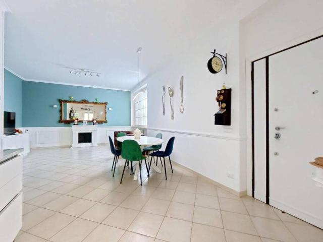 Appartamento in vendita a Roma RM