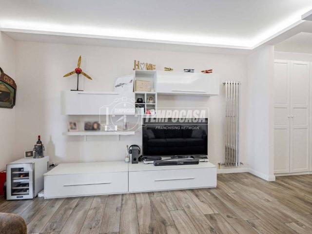 Appartamento in vendita a Roma RM