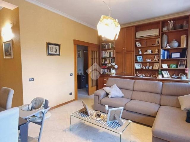 Appartamento in vendita a Roma RM